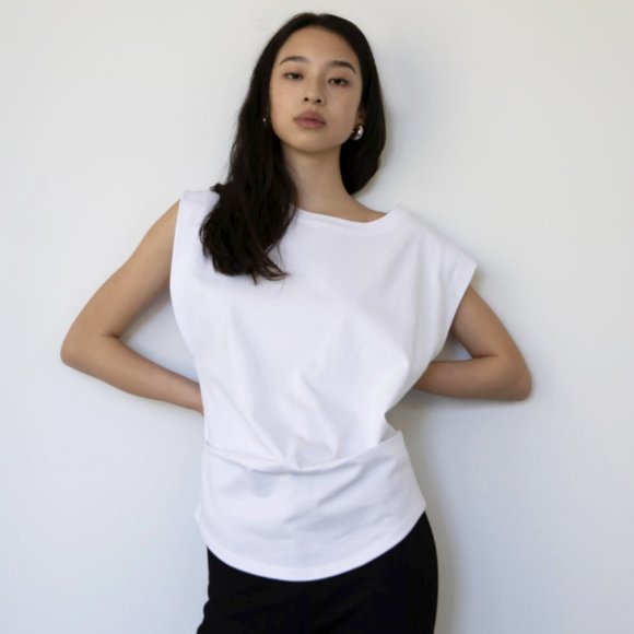 Oak + Fort Wide shoulder t-shirt